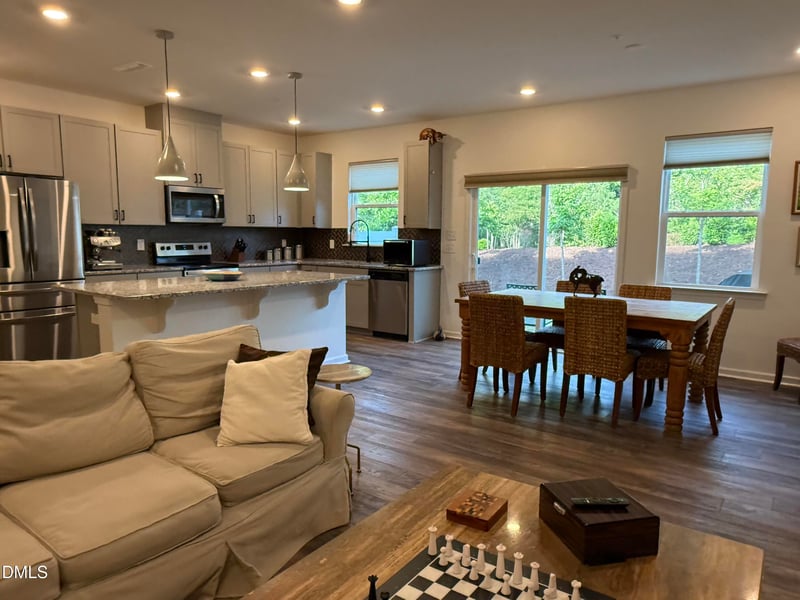 111 Golden Gate Ln, Chapel Hill, NC 27516