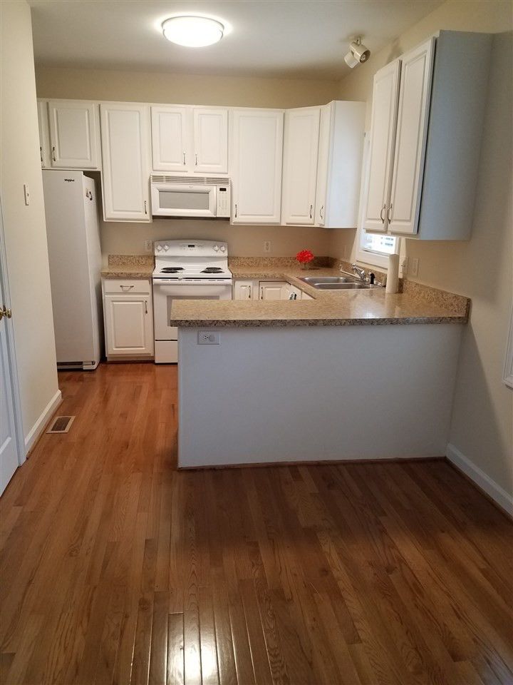 111 Grassy Ridge Ct, Apex, NC 27502