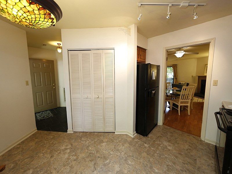 111 Gristmill Ln, Chapel Hill, NC 27514