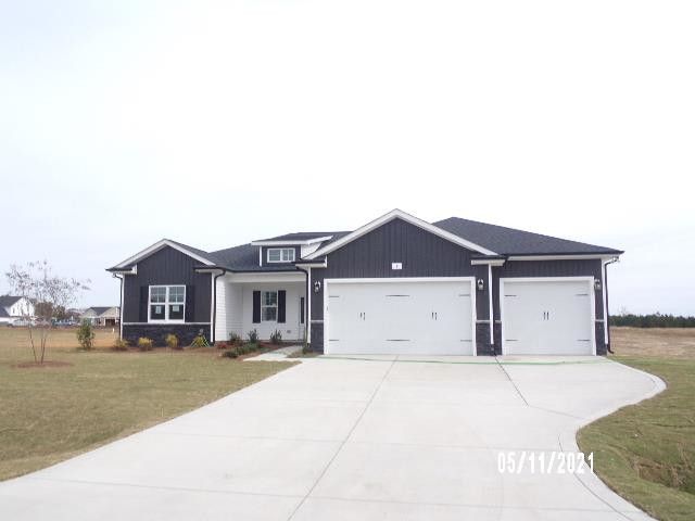 111 Hazelwood Dr, Lillington, NC 27546