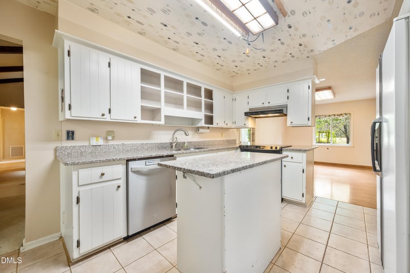 111 Innsbruck Dr, Clayton, NC 27527