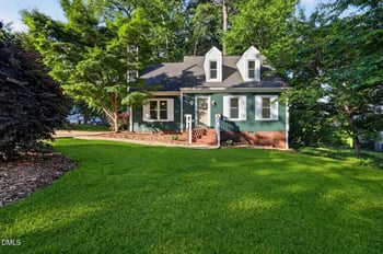 111 Jones Cir, Clayton, NC 27520