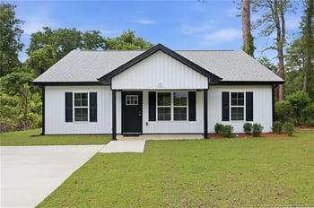 111 Kensington Cir, Fayetteville, NC 28301