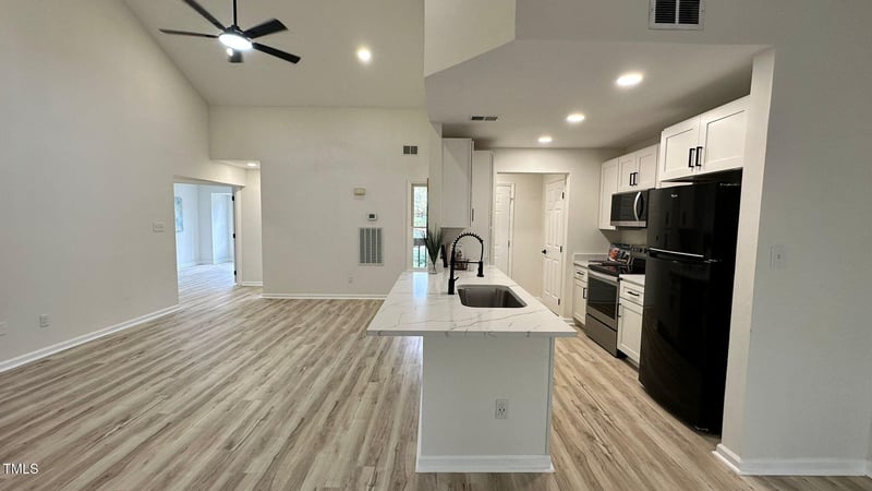 111 Killam Ct #2b, Cary, NC 27513