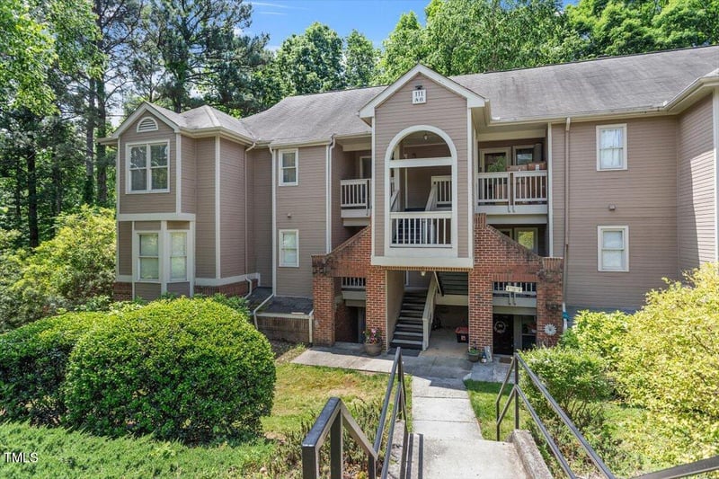 111 Killam Ct, Cary, NC 27513