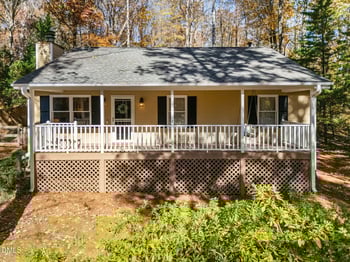 111 Lafayette Dr, Hillsborough, NC 27278
