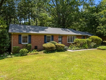 111 Lattimore Ln, Durham, NC 27713