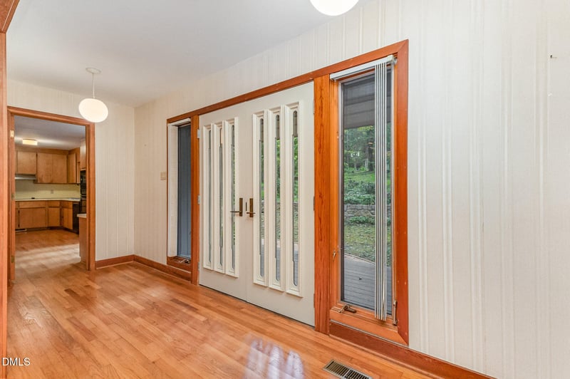 111 Laurel Hill Cir, Chapel Hill, NC 27514