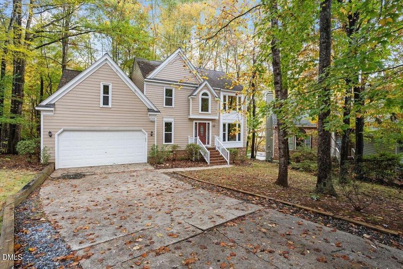 111 W Laurenbrook Ct, Cary, NC 27518