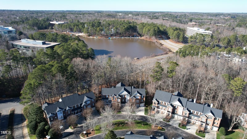 111 Lions Gate Dr, Cary, NC 27518