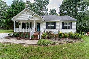 111 Lippizanner Pl, Zebulon, NC 27597