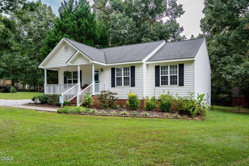 111 Lippizanner Pl, Zebulon, NC 27597