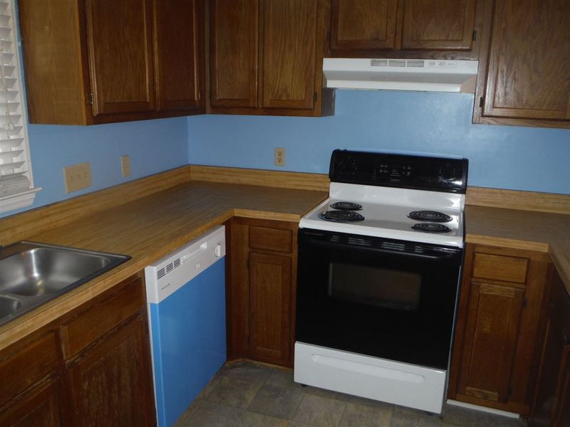 111 Long Shadow Dr, Durham, NC 27713