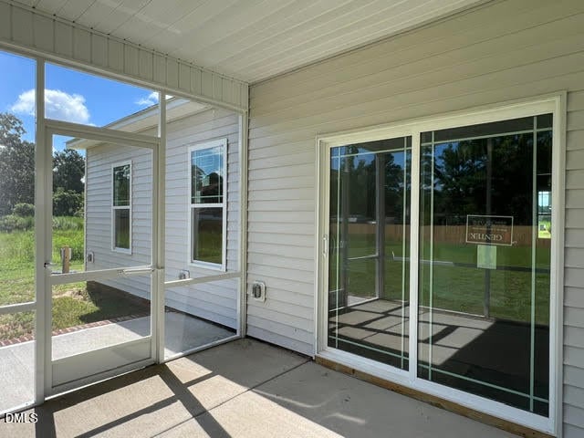 111 Lynn Ln, Selma, NC 27576