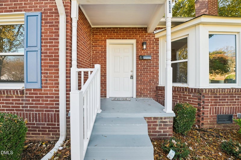 111 Market St, Graham, NC 27253