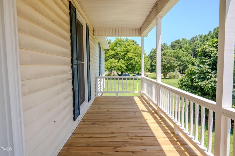 111 Marshay Meadow Rd, Youngsville, NC 27596