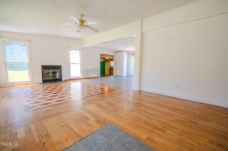 111 Marshay Meadow Rd, Youngsville, NC 27596