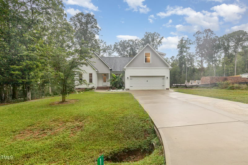111 Ottawa Dr, Louisburg, NC 27549