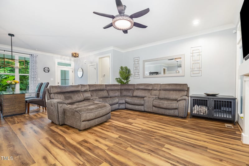 111 Ottawa Dr, Louisburg, NC 27549