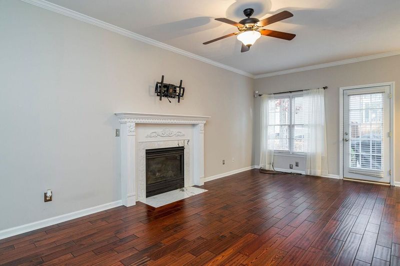 111 Pine Mill Ln, Apex, NC 27502