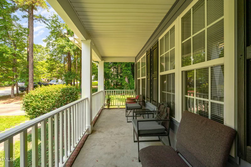 111 Plumgrove Ln, Garner, NC 27529