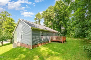 111 Plumgrove Ln, Garner, NC 27529
