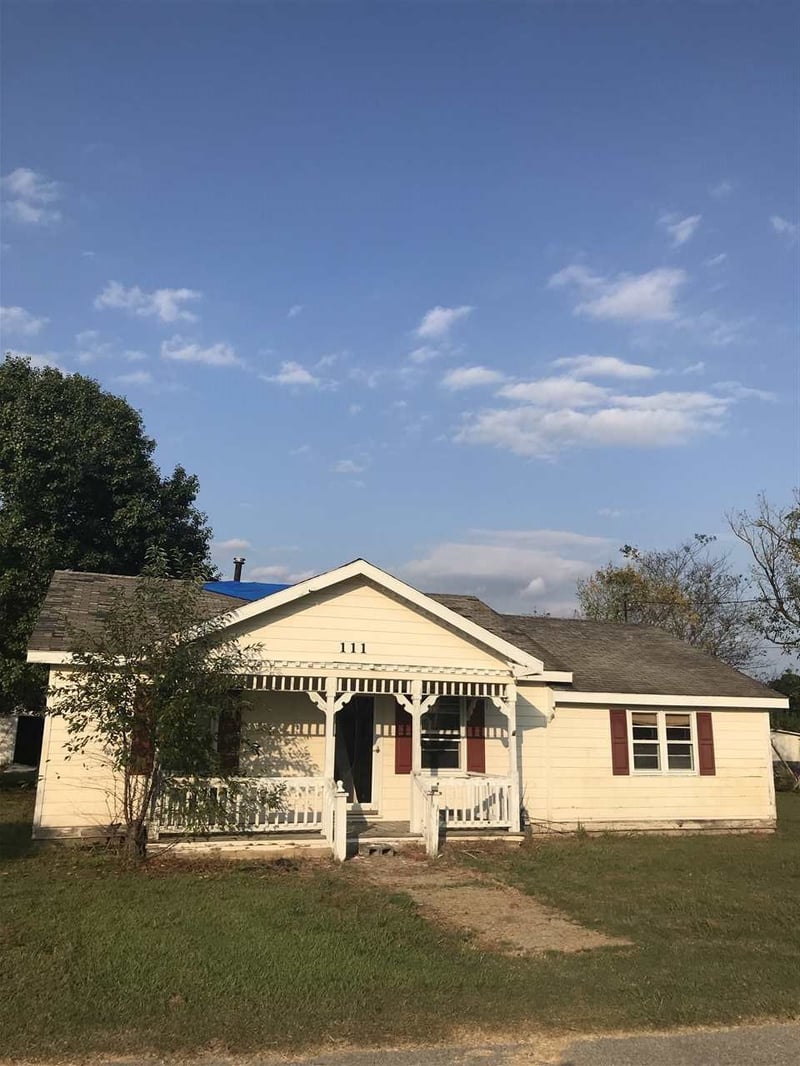 111 Pope St, Erwin, NC 28334