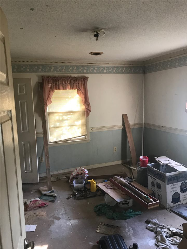111 Pope St, Erwin, NC 28334