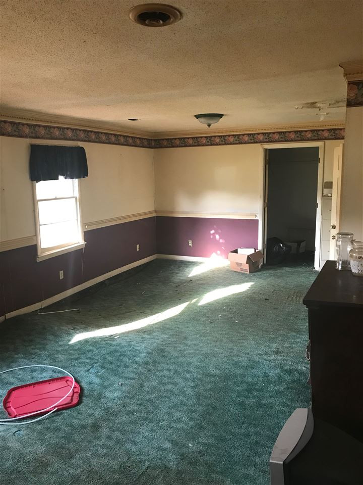111 Pope St, Erwin, NC 28334