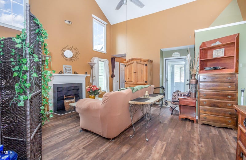 111 Preakness Dr, Archer Lodge, NC 27527