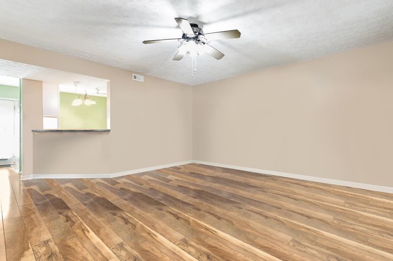 111 Rosebrooks Dr, Cary, NC 27513