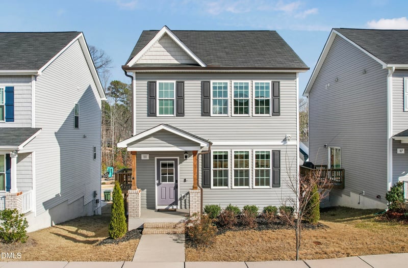 111 Rosemary St, Clayton, NC 27520