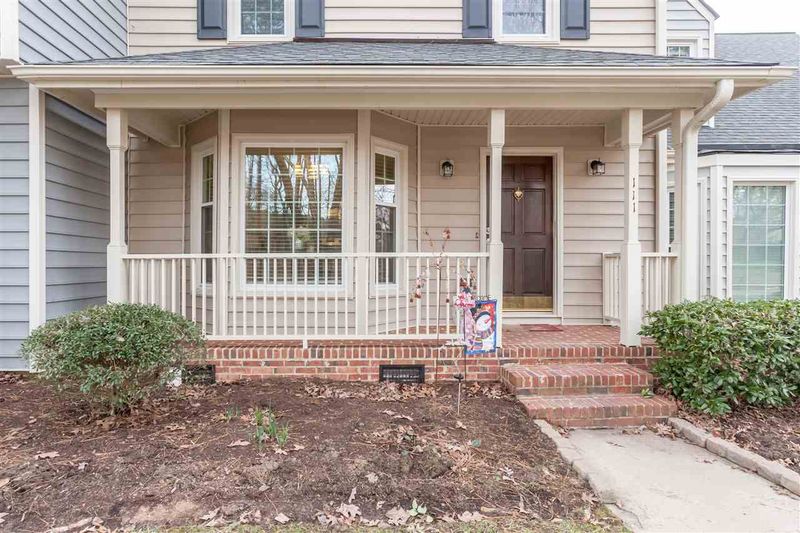 111 Sanair Ct, Apex, NC 27502