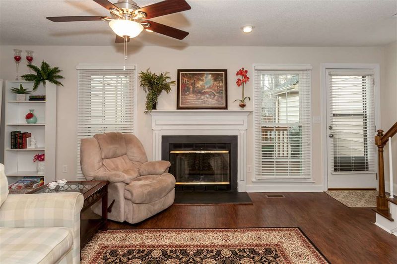111 Sanair Ct, Apex, NC 27502