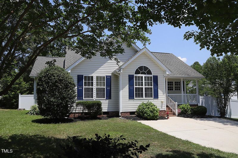 111 Sapphire Ct, Knightdale, NC 27545