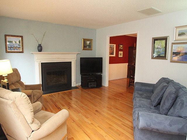 111 Sarabande Dr, Cary, NC 27513