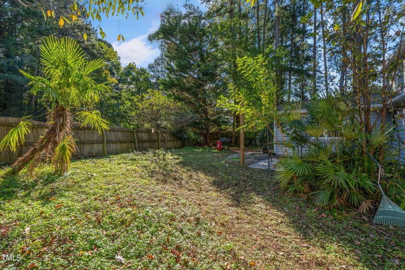 111 Silver Fox Ct, Cary, NC 27511