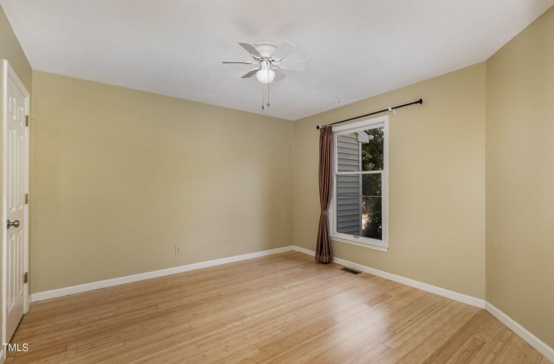 111 Standish Dr, Chapel Hill, NC 27517