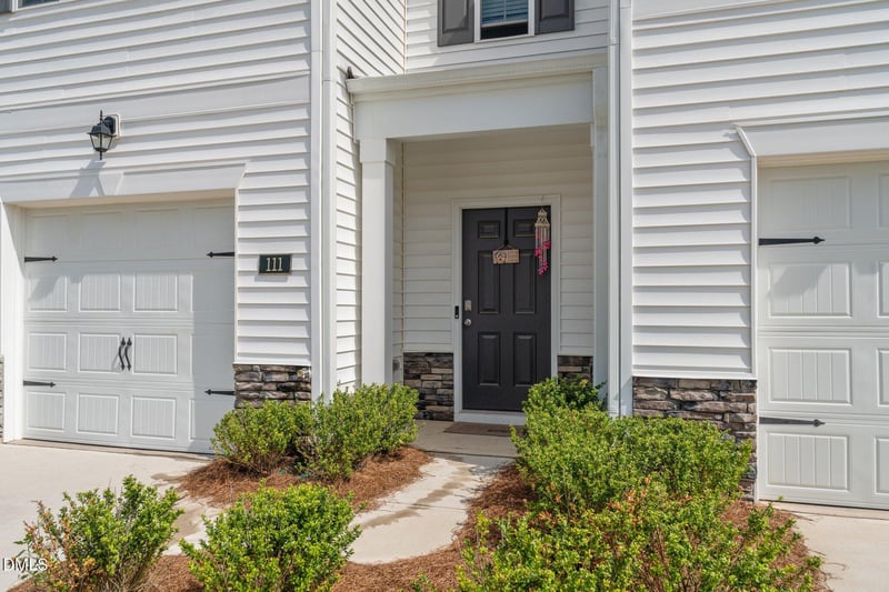 111 Starlight St, Sanford, NC 27330