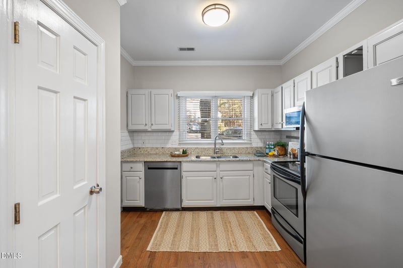 111 Strass Ct, Cary, NC 27511