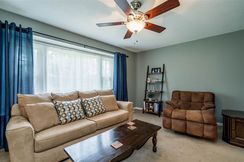 111 Stratford Dr, Wendell, NC 27591