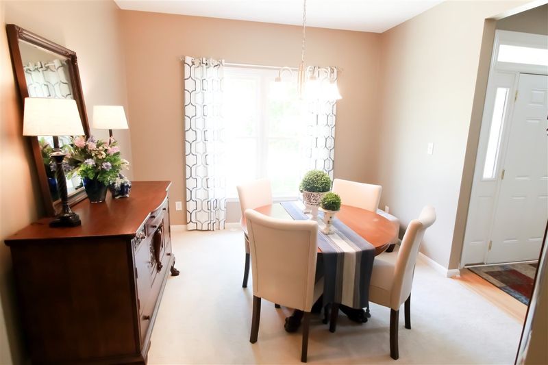 111 Streamview Dr, Cary, NC 27519