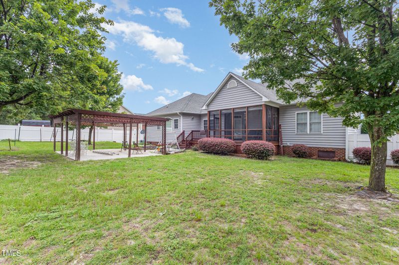 111 Timberline Dr, Sanford, NC 27332