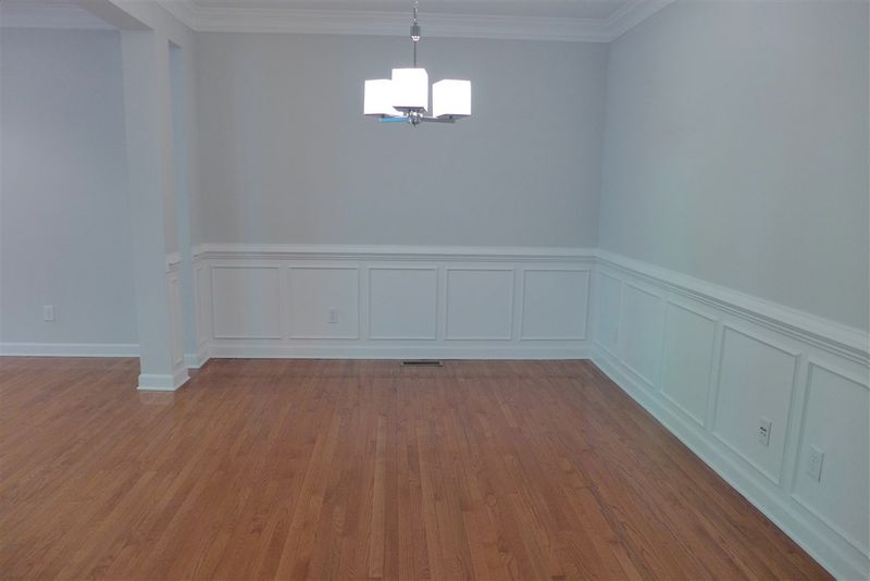 111 Towne Ridge Ln, Chapel Hill, NC 27516