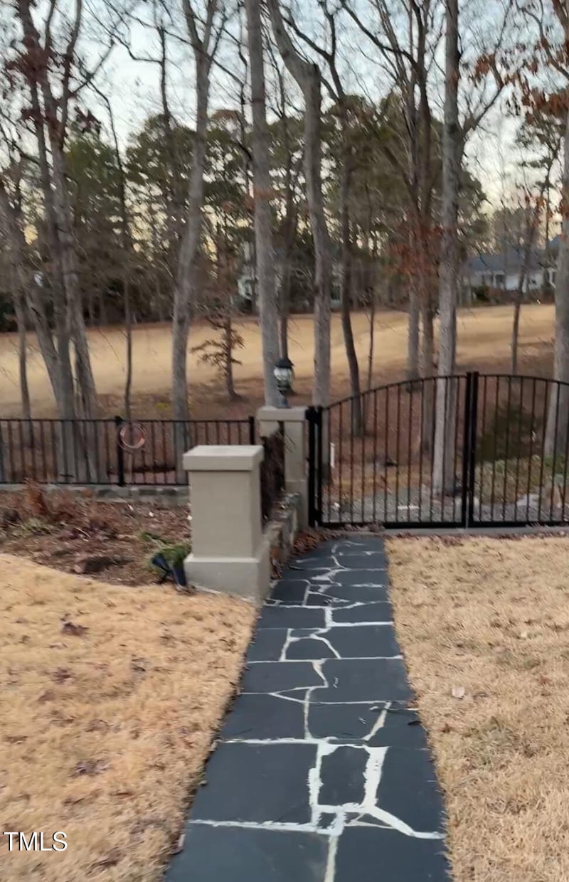111 Tweed Pl, Chapel Hill, NC 27517