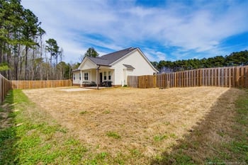 111 Valleydale Dr, Benson, NC 27504