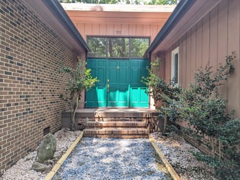 111 Virginia Dr, Chapel Hill, NC 27514