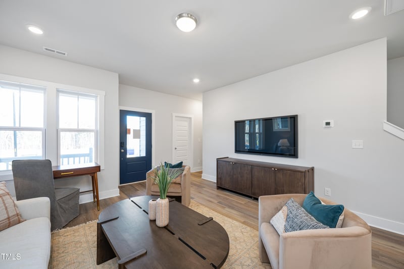 111 Weavers Grv Dr, Chapel Hill, NC 27514