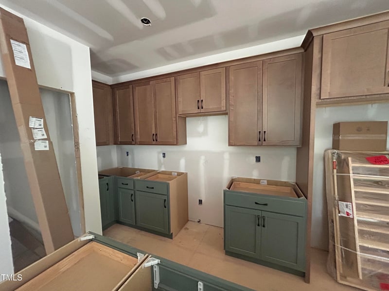 111 Weavers Grv Dr, Chapel Hill, NC 27514