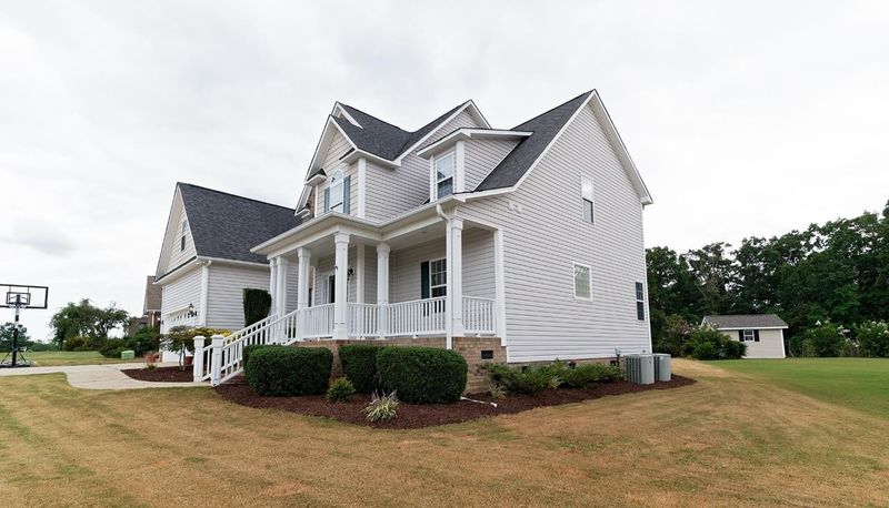 111 Winding Oak Way, Clayton, NC 27520